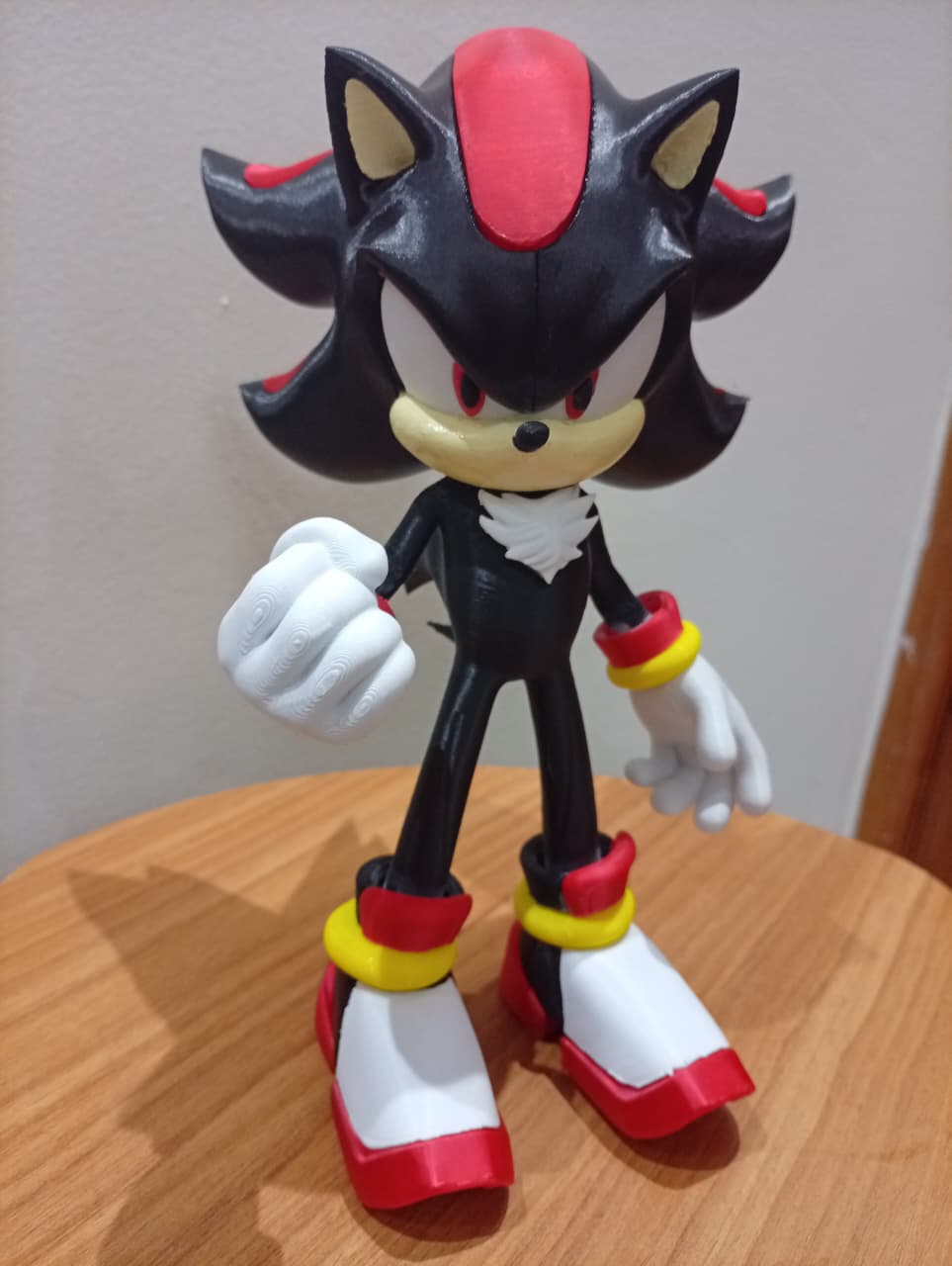 Shadow The Hedgehog - Vista lateral
