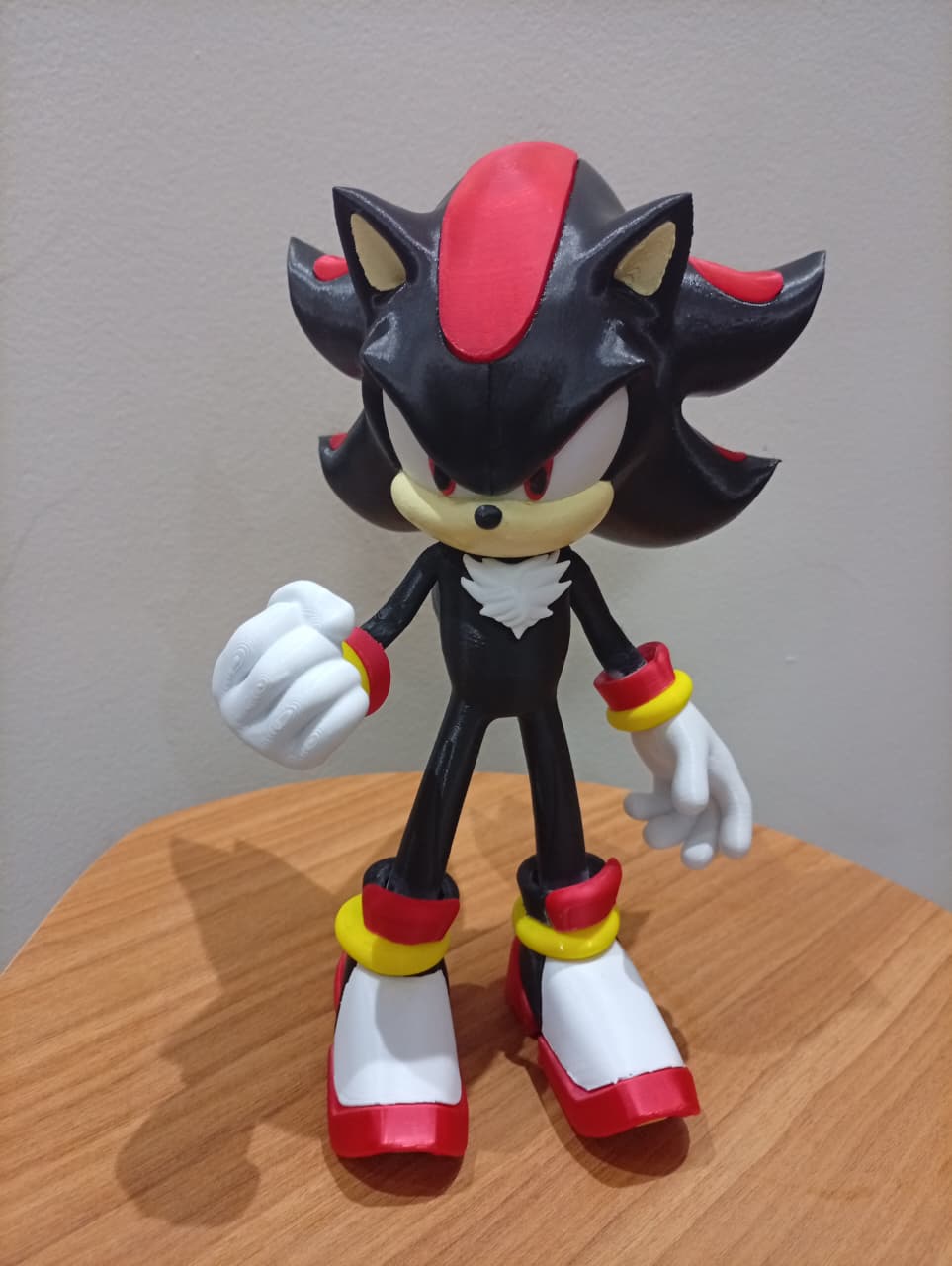 Shadow The Hedgehog - Vista frontal 2